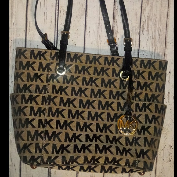 Michael Kors Jet Set bag and wallet - Picture 3 of 8